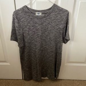 Textured gray tee ✨
